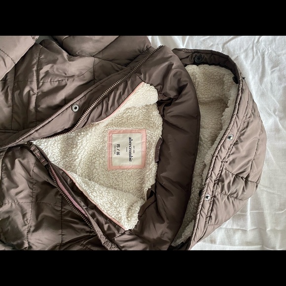 Abercrombie & kids winter coat - Picture 3 of 3